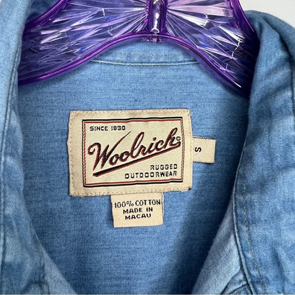 Vintage Woolrich Denim Chambray Christmas Santa Eves Shirt Size Small - Picture 4 of 6